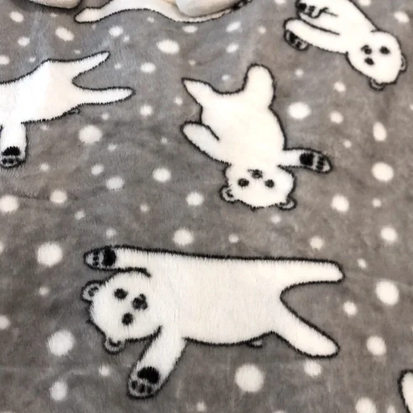 Justice Cozy Polar Bear Hooded Blanket Gray & White Polar Bear print with arms - Picture 6 of 8